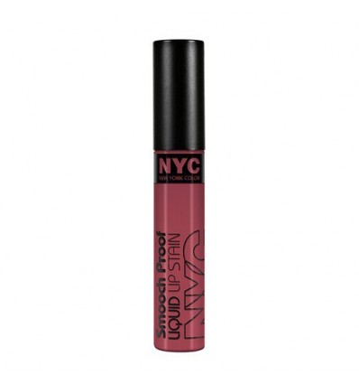 NYC SMOOTH PROOF LIQUID LIP SATIN 400 ON EVERYONE´S LIP