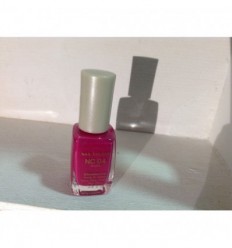 KANEBO NAIL COLOUR NC 04 ROSE 10 ml KANEBO NAIL COLOUR NC 04 ROSE 10 ml