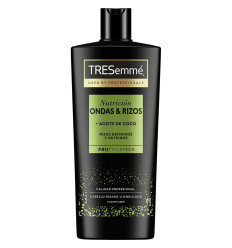 TRESEMME ONDAS & RIZOS CHAMPÚ NUTRICIÓN 685 ml